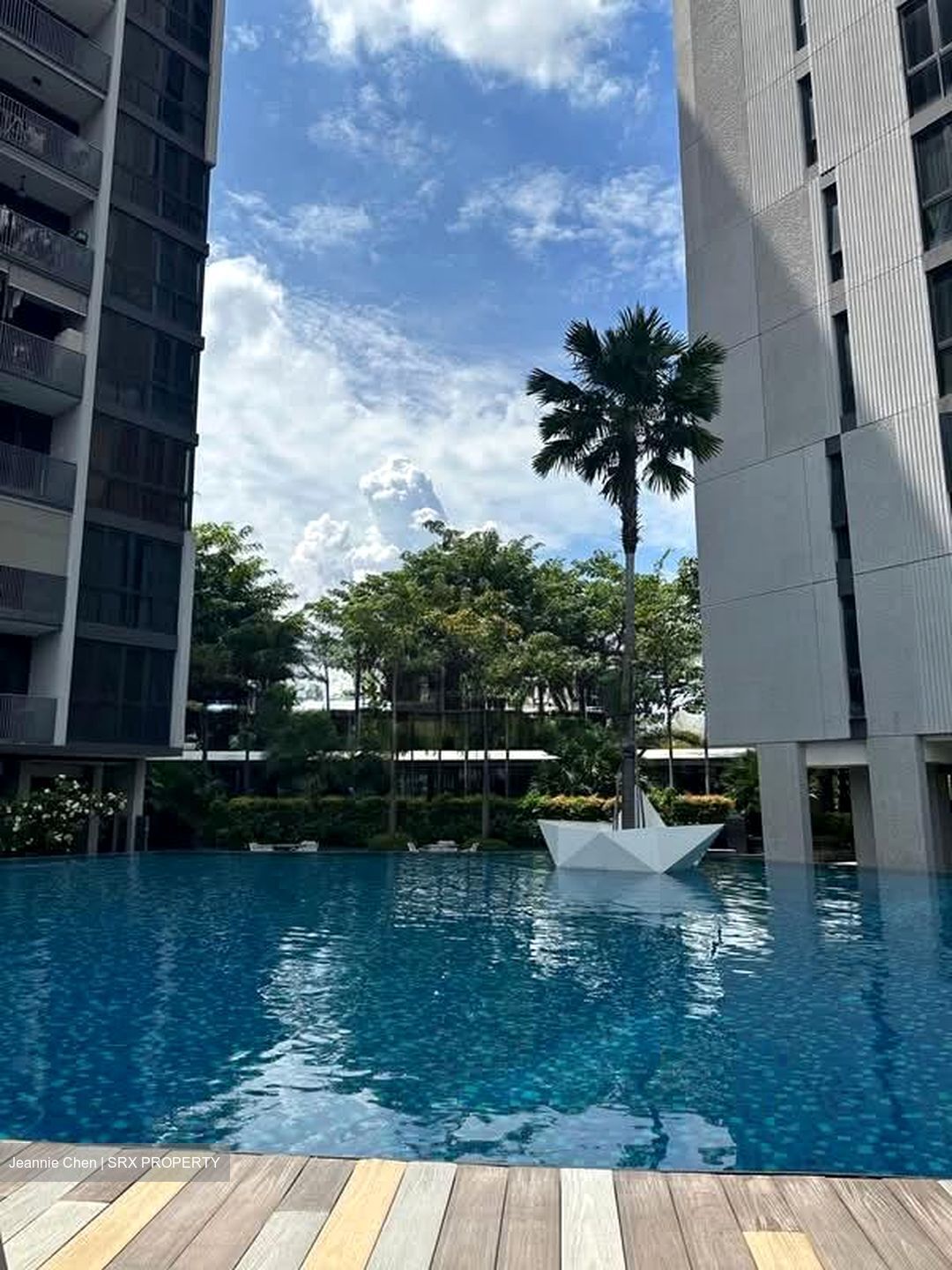 Sennett Estate (D13), Apartment #576351501